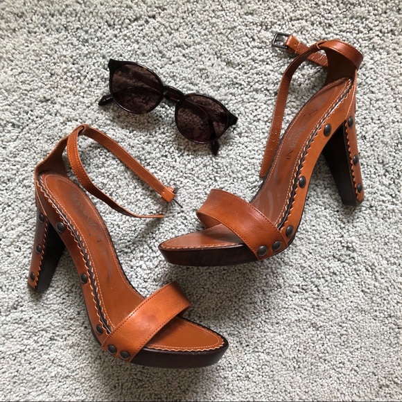 Yves Saint Laurent Shoes - YVES SAINT LAURENT brown leather sandal heels 38